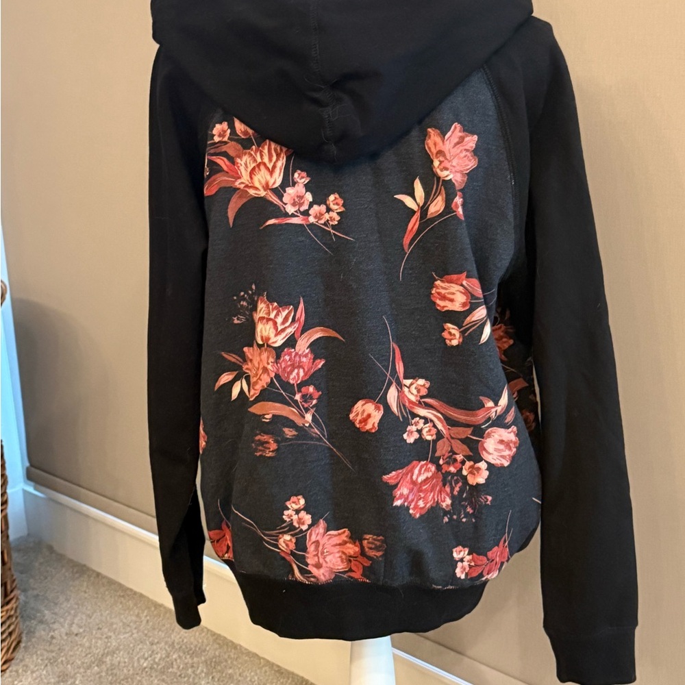 Torrid Black and Pink Floral Hoodie 0055 - Picture 2 of 6